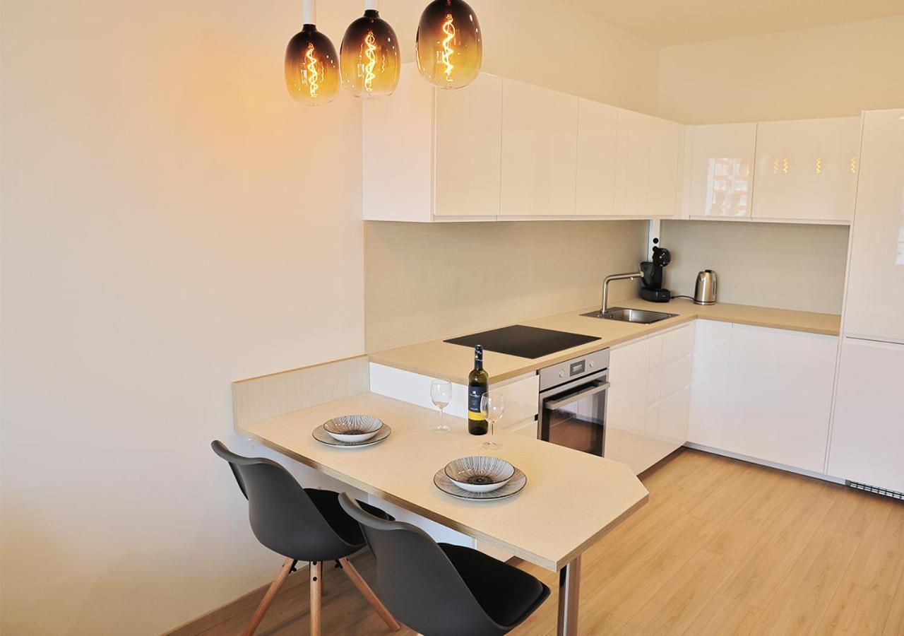 New Cozy 2 Room Pink Apartment Bratislava 059 Ngoại thất bức ảnh