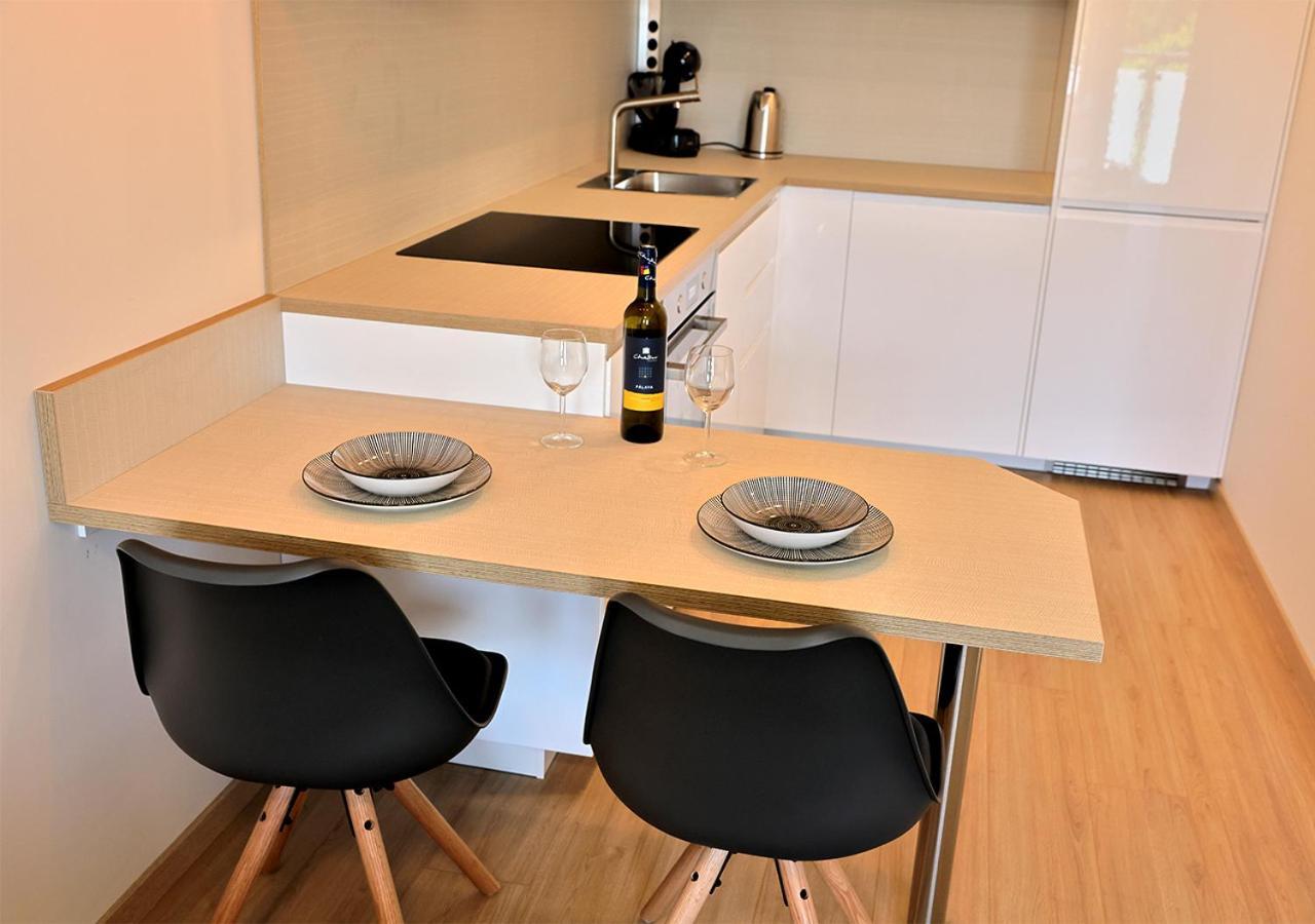 New Cozy 2 Room Pink Apartment Bratislava 059 Ngoại thất bức ảnh