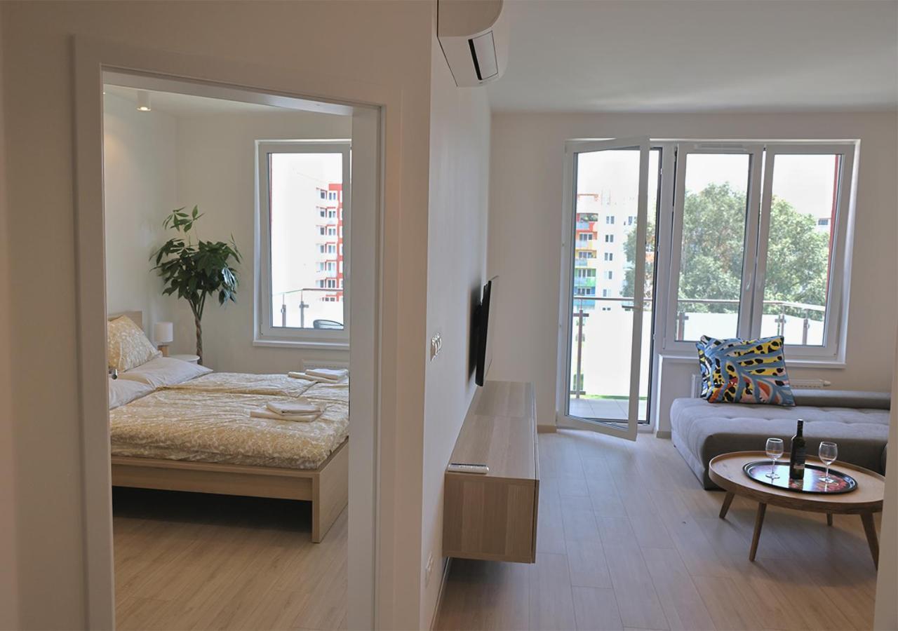 New Cozy 2 Room Pink Apartment Bratislava 059 Ngoại thất bức ảnh
