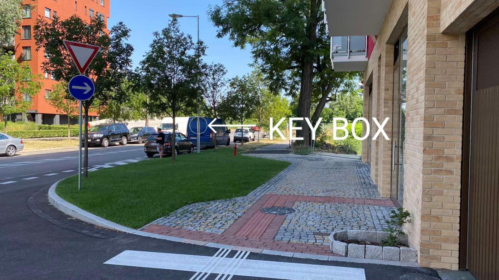 New Cozy 2 Room Pink Apartment Bratislava 059 Ngoại thất bức ảnh